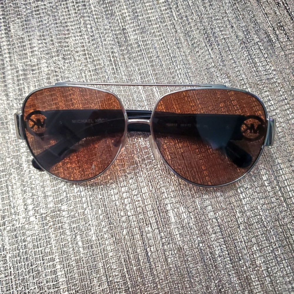 ❌sold❌Michael Khors Sunglasses